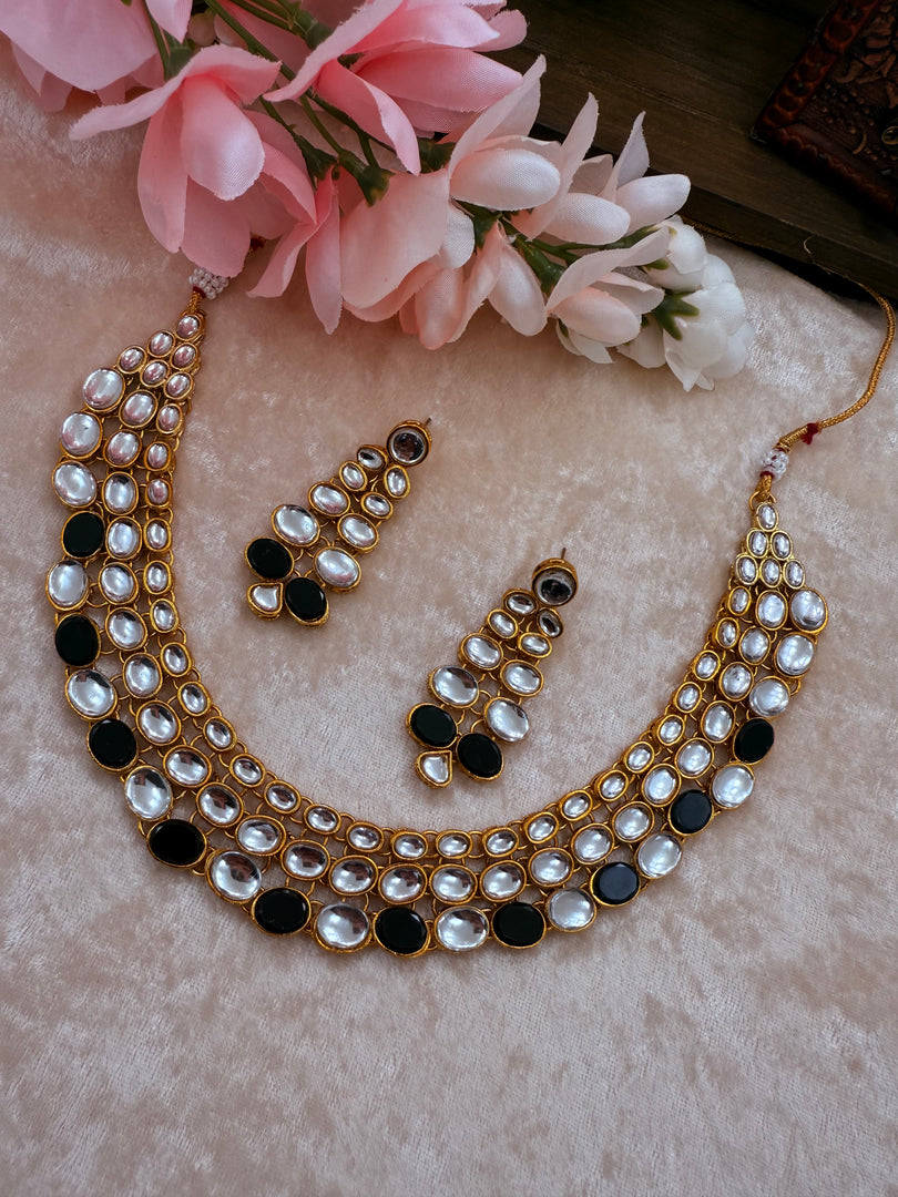White Black Kundan Necklace With Earring