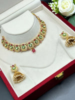 Load image into Gallery viewer, Padma matte Gold Plated set
