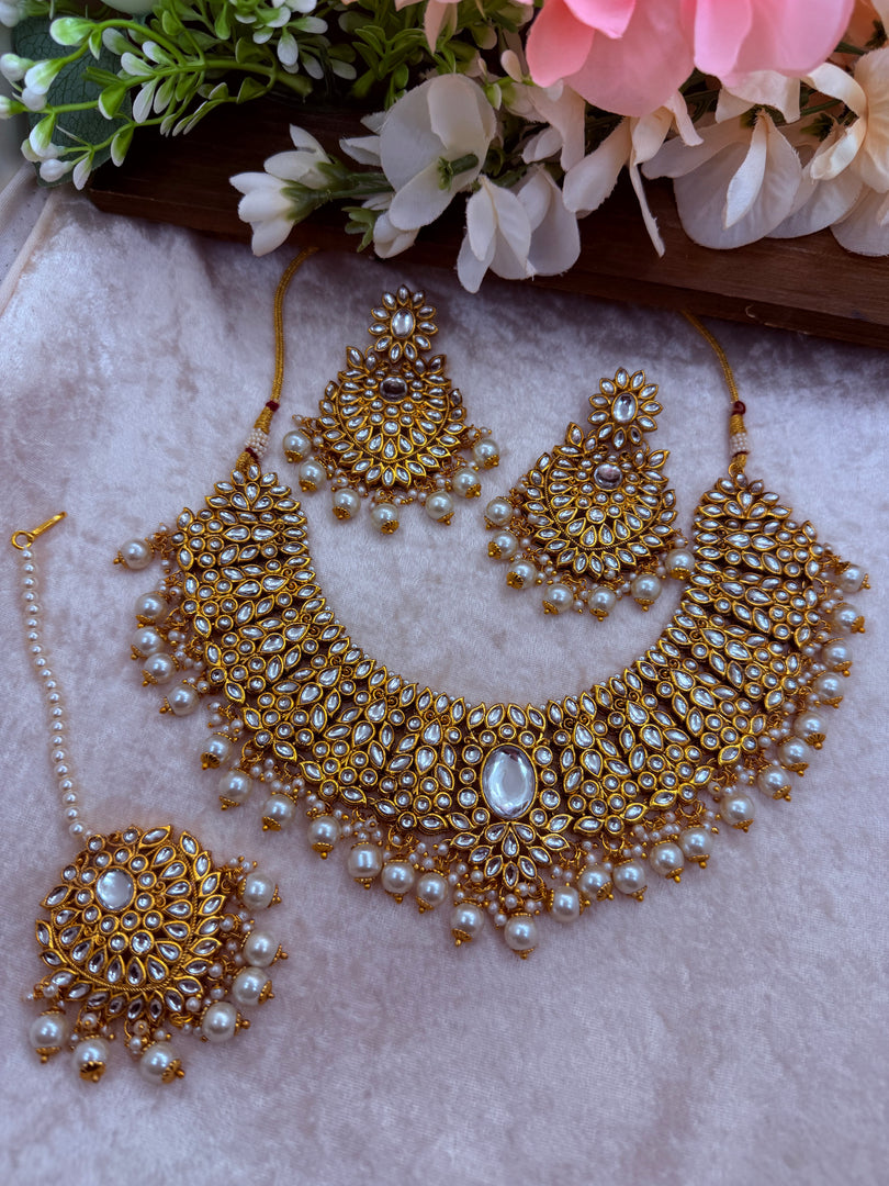 Jasmir Kundan Necklace Set