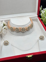 Load image into Gallery viewer, Kareena Kundan Indian Choker Set
