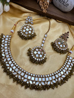 Load image into Gallery viewer, Kanchan Mirrror Necklace Set
