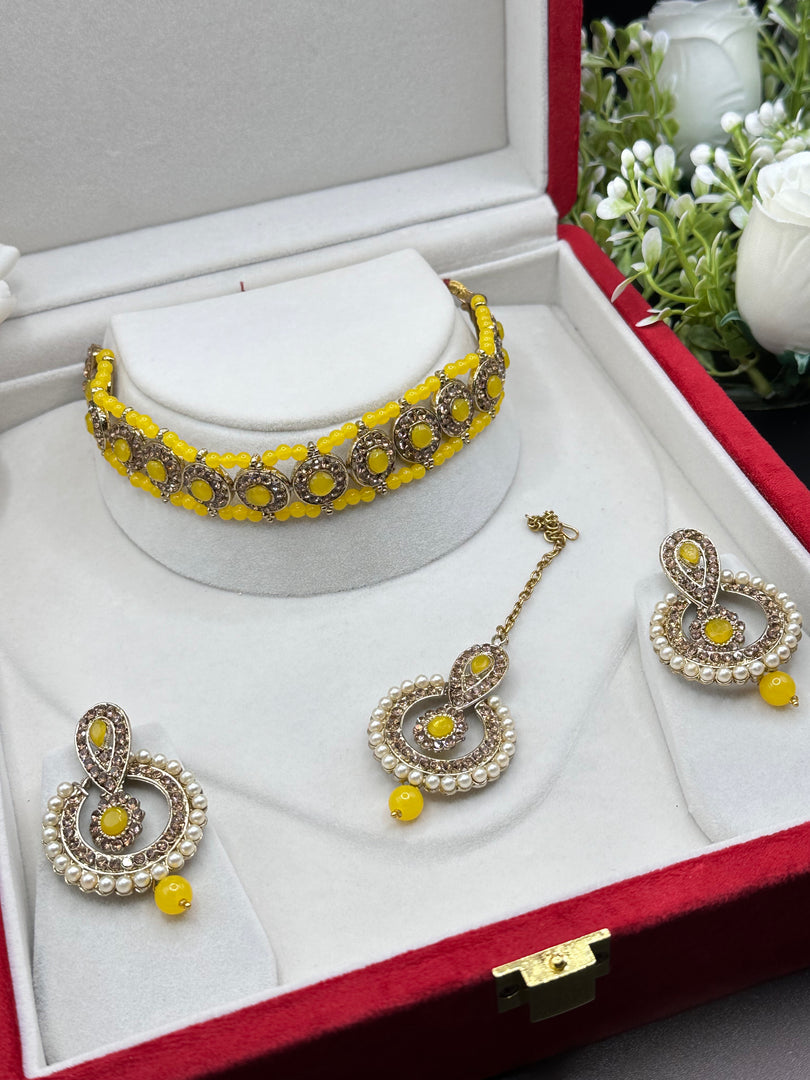 Tamana Stone Choker set