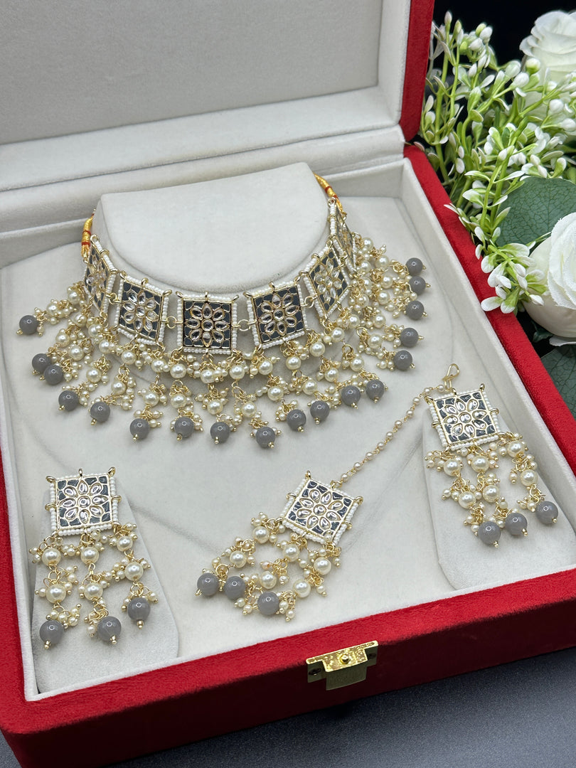 Hayat Kundan Drop Pearl Indian Choker Set