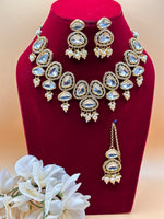 Load image into Gallery viewer, Prerna Kundan Necklace Set