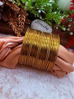 Load image into Gallery viewer, Golden Metal bangles
