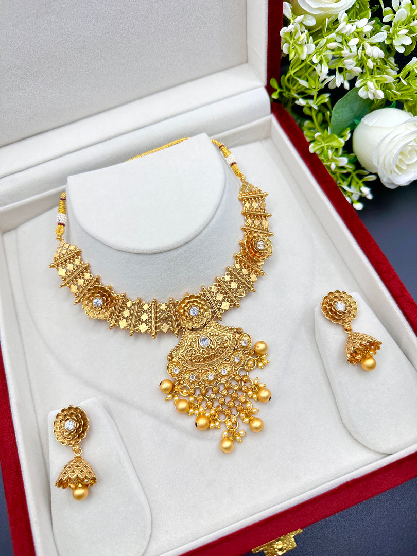 Kamla gold Plated temple Jewerly Necklace Set