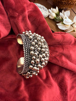 Load image into Gallery viewer, खुलने योग्य ऑक्सीकृत कंगन
