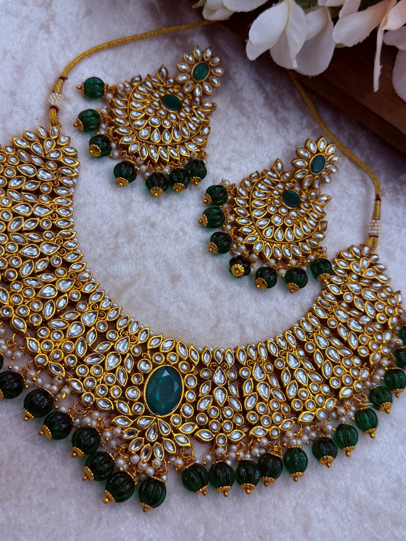 Jasmir Kundan Necklace Set