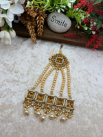 Load image into Gallery viewer, माधुरी गोल्डन झूमर