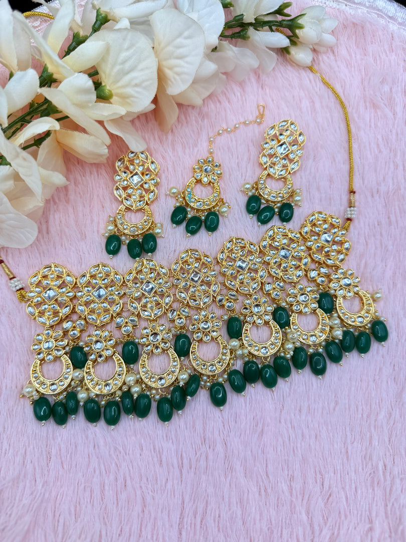 Ditya Kundan choker set