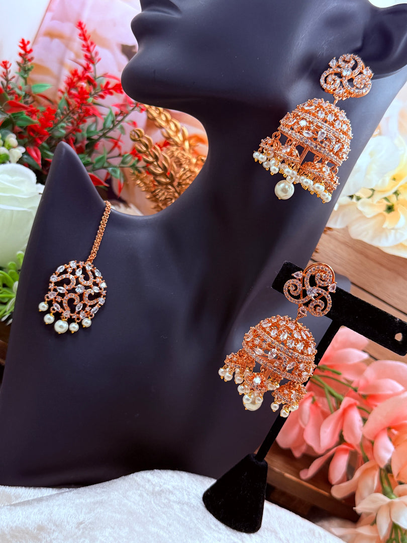 जानवी अमेरिकन डायमंड टिक्का सेट