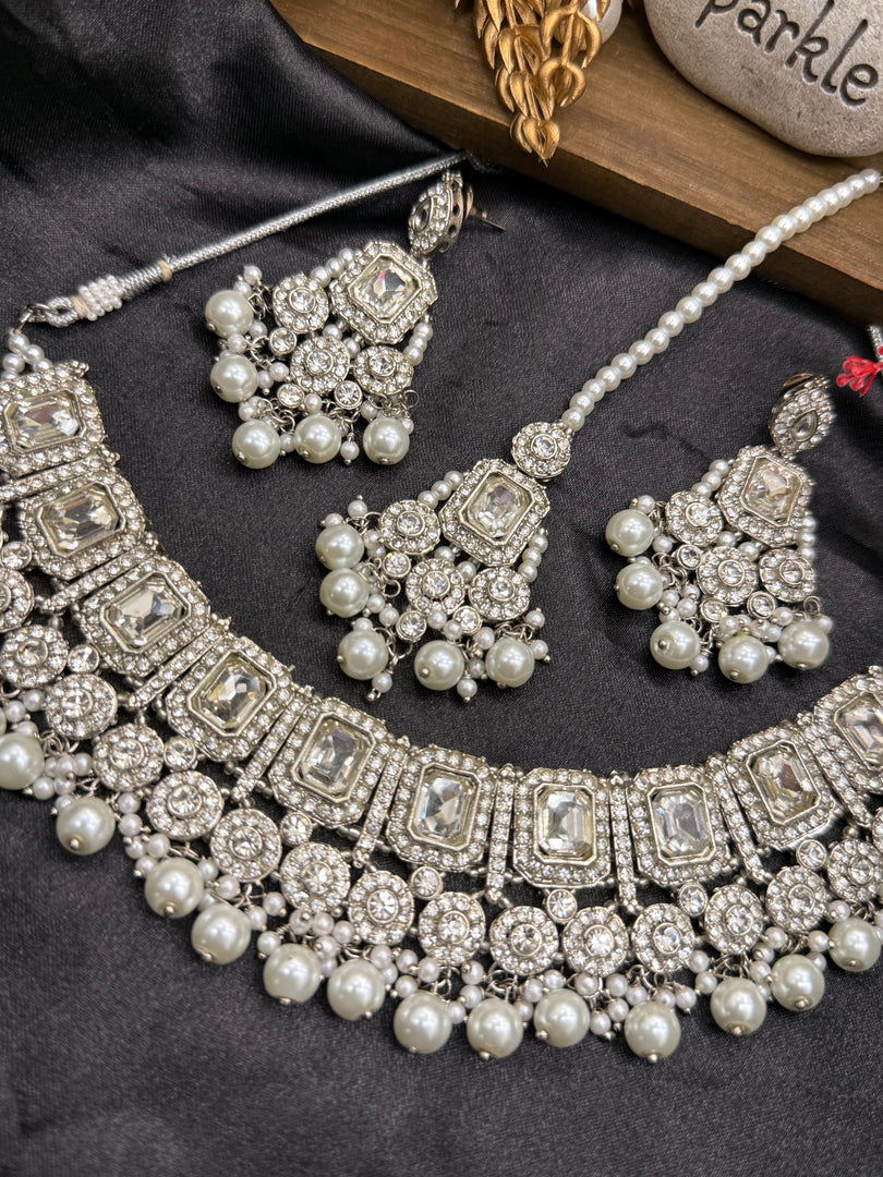 Vasana Pakistani Style Choker Set