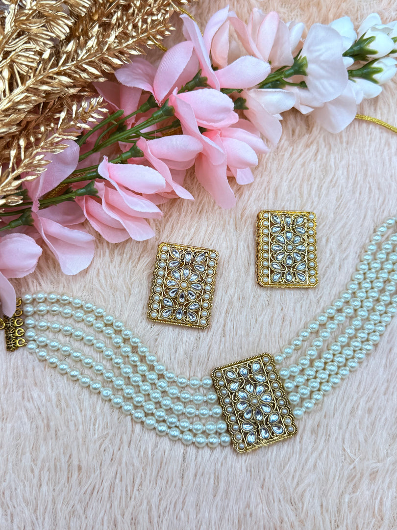 Kundan pearl choker set