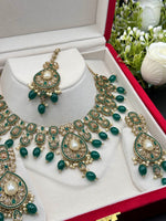 Load image into Gallery viewer, Jannat Polki Indian Necklace Set
