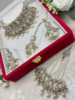 Load image into Gallery viewer, Muskaan Elegant Choker set
