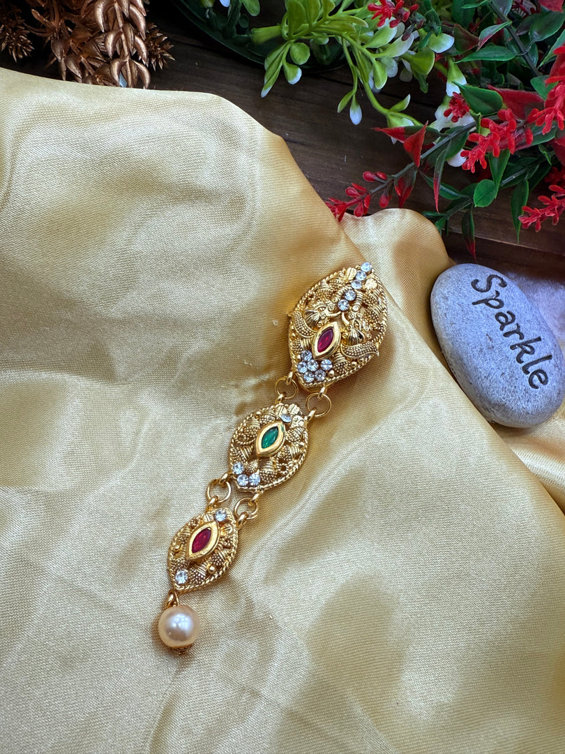 Sari Bin Burkha, Or Dupatta