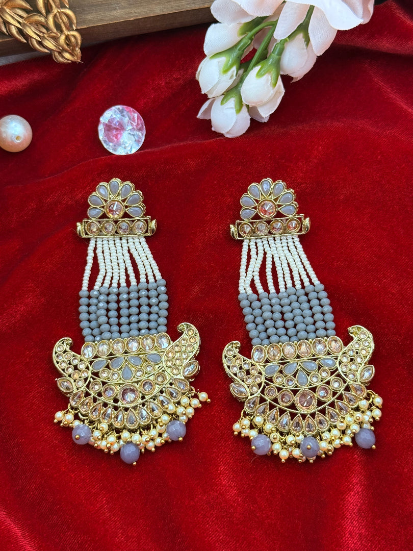 शिमू ओवरसाइज़्ड पोल्की मोती बालियां