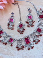 Load image into Gallery viewer, Pinky’S zirconium Silver Necklace Set
