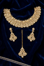 Load image into Gallery viewer, Farima kundan Golden Necklace