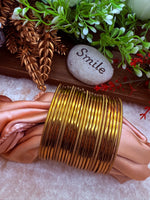 Load image into Gallery viewer, Golden Metal bangles
