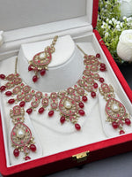 Load image into Gallery viewer, Jannat Polki Indian Necklace Set
