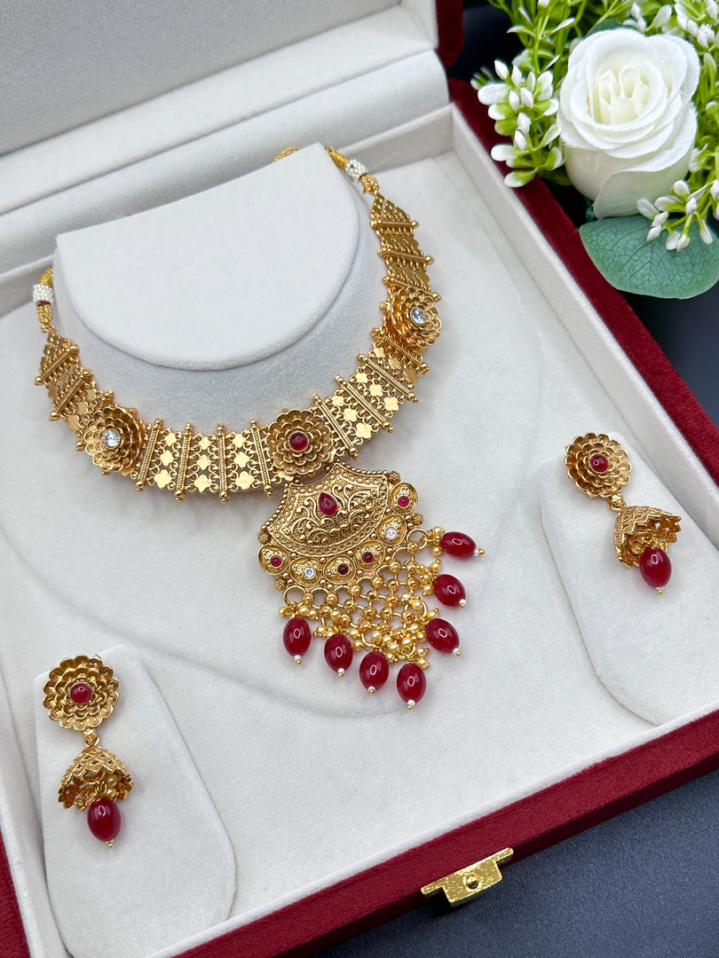 Kamla gold Plated temple Jewerly Necklace Set