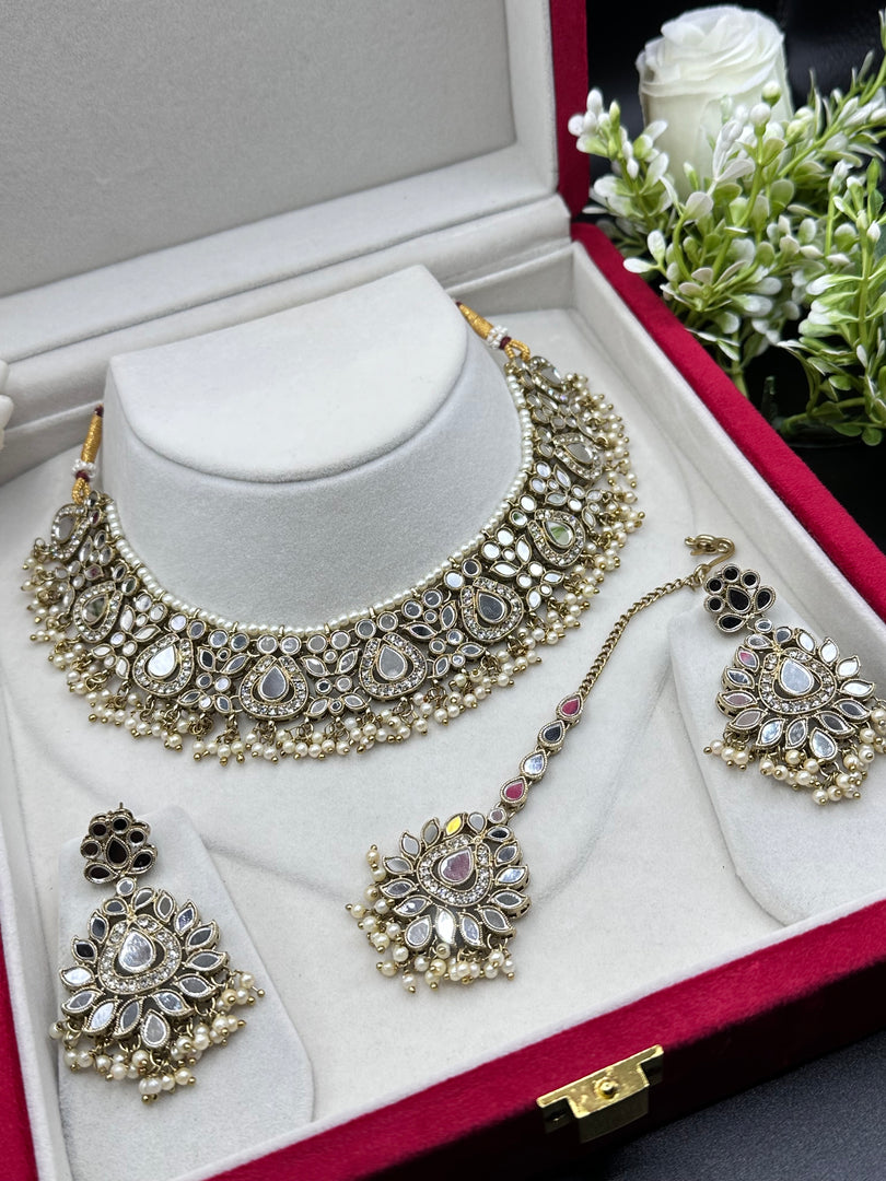 Kimmy mirror necklace set