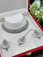 Load image into Gallery viewer, Nila In Silver Stone with Drop Pearls Choker set
