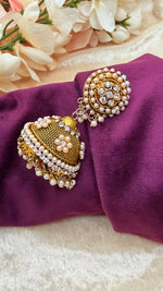 Load image into Gallery viewer, Ankshri golden jhumki