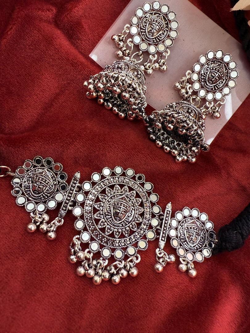 Giyas Oxidised Silver choker set