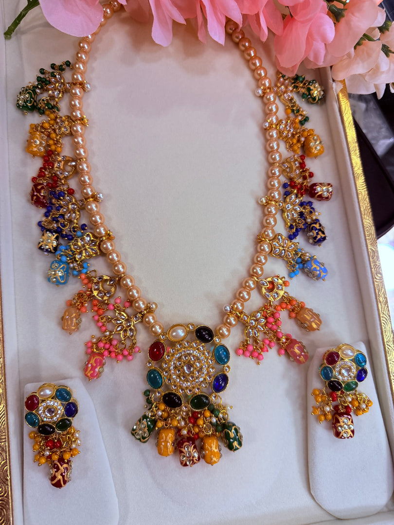 नवरतन मोती कुन्दन माला