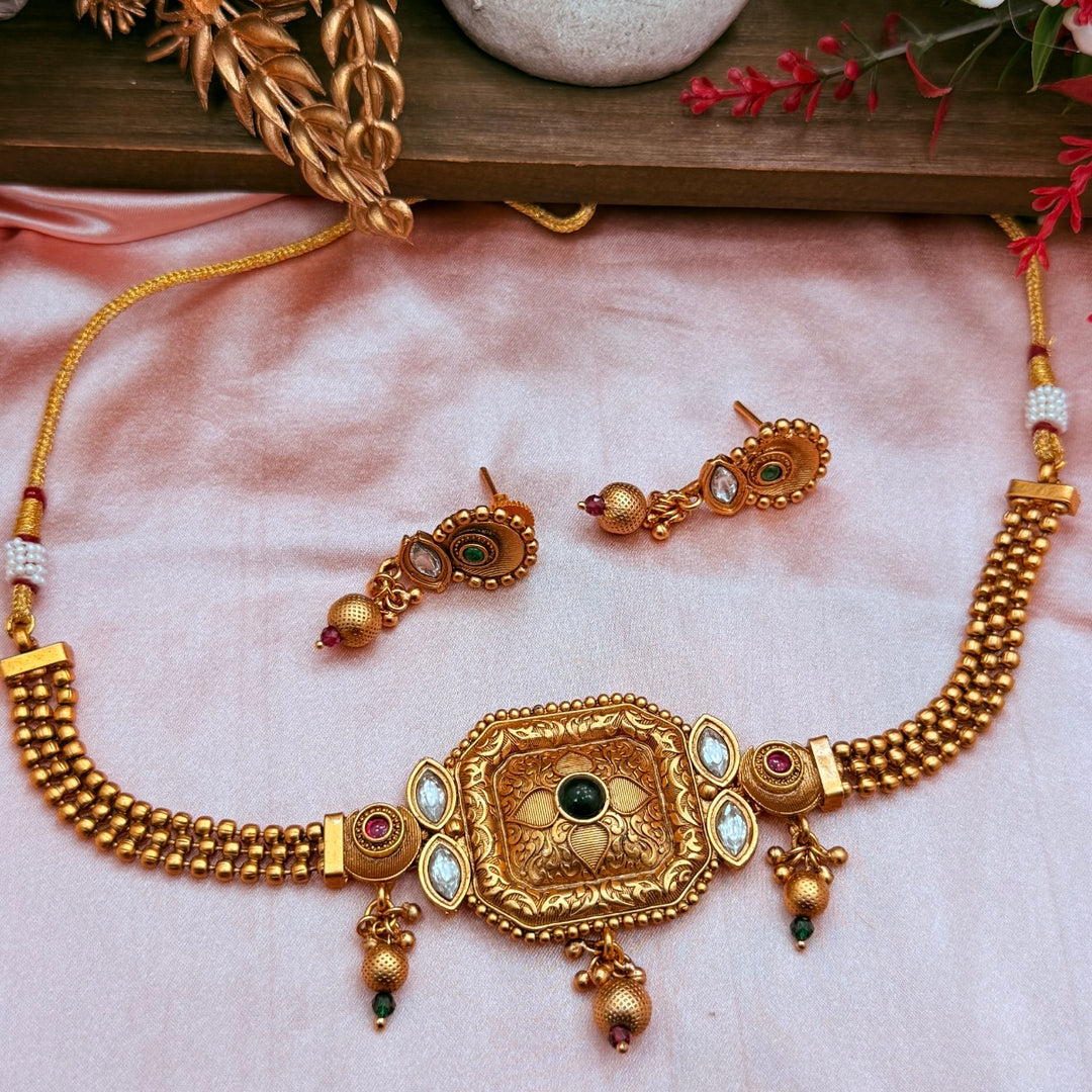 Mansi Antique gold platted choker