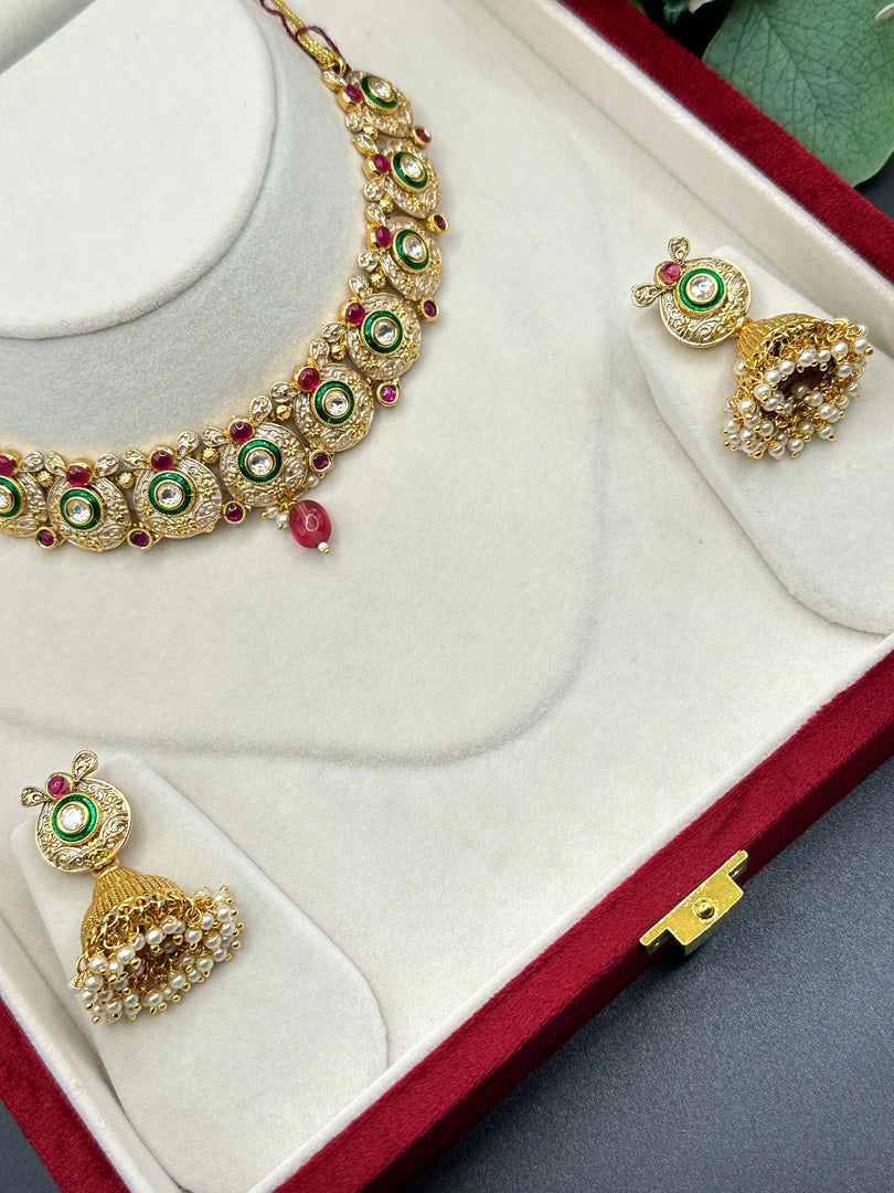 Padma matte Gold Plated set