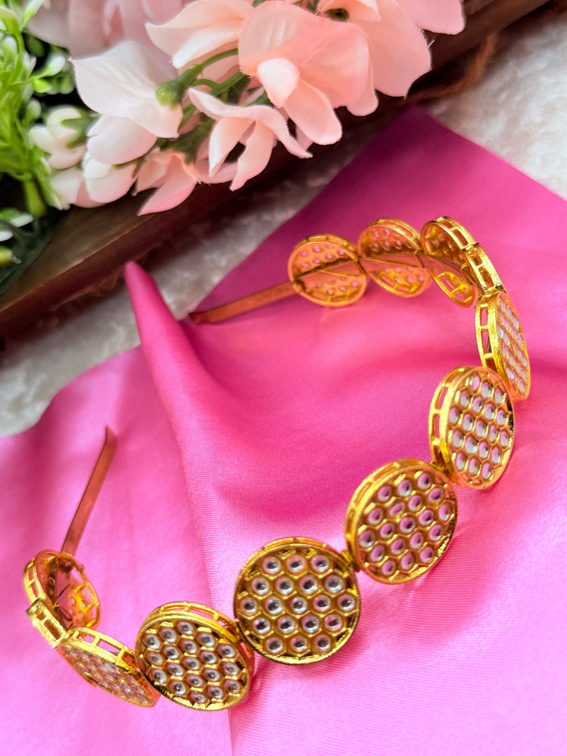 कुन्दन हेडबैंड