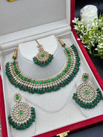 Load image into Gallery viewer, Deepali Kundan Choker Set.
