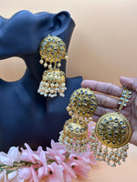 Load image into Gallery viewer, Nitara Kundan Oversized Tikka Jhumki Set with Oversized Earrings
