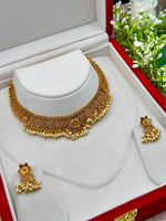 Load image into Gallery viewer, Gold platted Necklace Set
