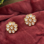 Load image into Gallery viewer, Tyaani Kundan studs