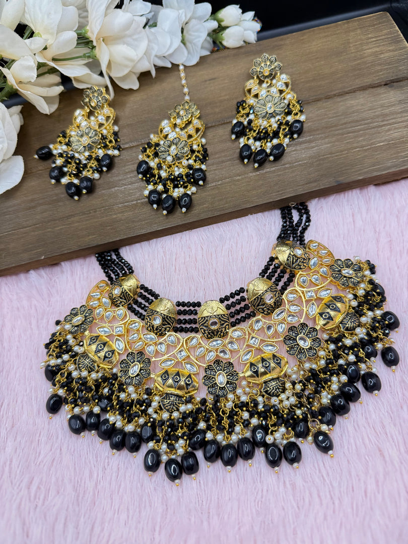 Dolly Black Kundan Meenakari Necklace Set