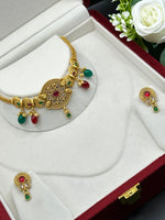 Load image into Gallery viewer, Aparna Matte Gold Temple Jewerly set
