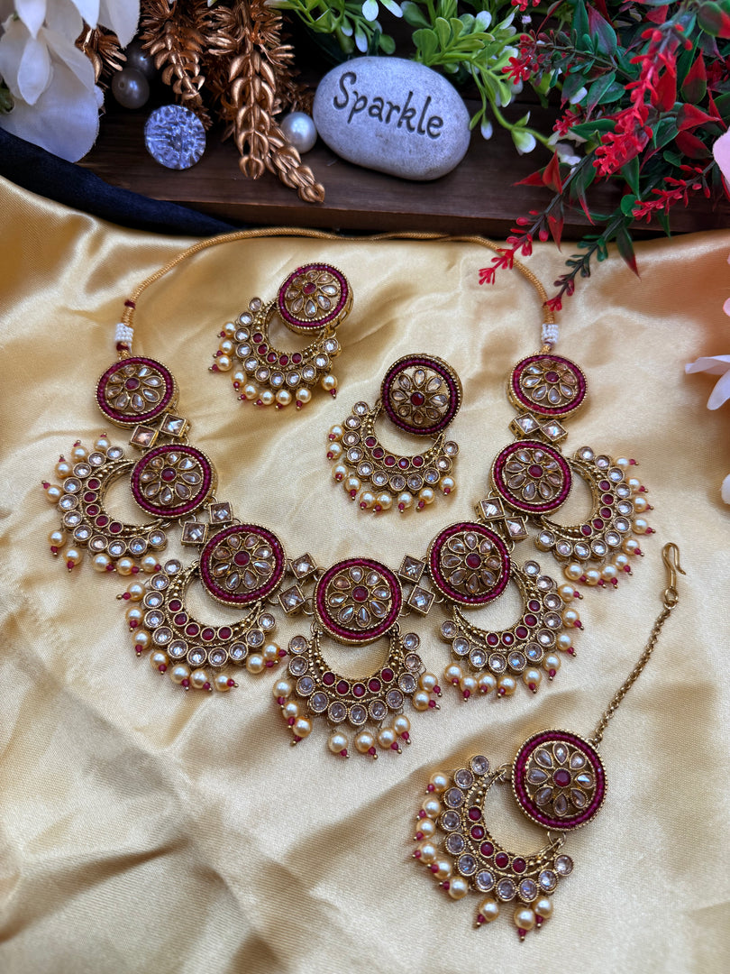 कामिशा मैरून पोल्की भारतीय हार सेट 