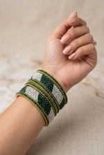 Load image into Gallery viewer, Lac Bangles