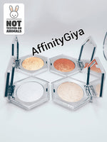 छवि को गैलरी व्यूअर में लोड करें, AffinityGiya Face Highlighter Powder - Affinity Giya