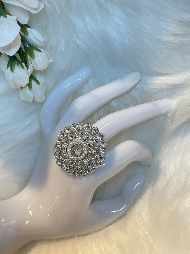 Fashionable Ring - Affinity Giya