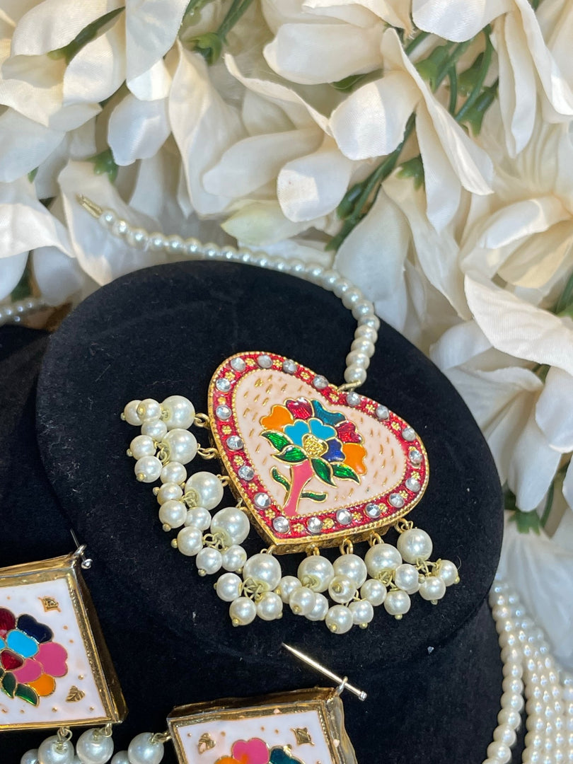 Pakistan Mala Rafiq Kyra Floral Pakistani Mala set – Affinity Giya