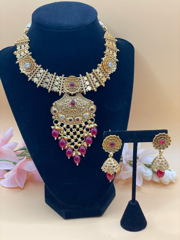 Kamla gold Plated temple Jewerly Necklace Set
