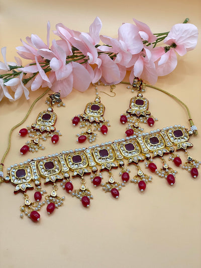 Falguni Kundan jewellery Choker Set