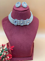 Load image into Gallery viewer, Multilayer Pearl Indian Choker Set
