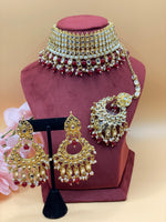 Load image into Gallery viewer, Palak Kundan jewelry Indian Choker Set
