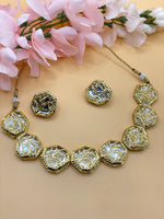 Load image into Gallery viewer, Designer kundan Choker With Earrings
